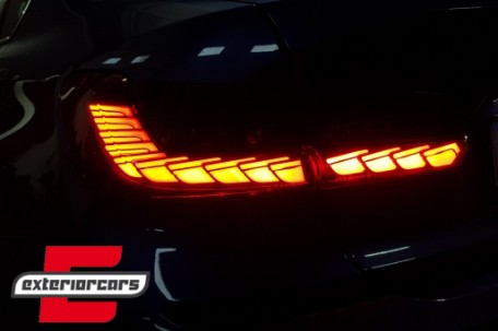 OLED full LED stražnja svjetla SEQ žmigavci (crvena) / BMW serije 3 G20 G28 M3 G80 limuzina (2018-2022), TLBMG20LED