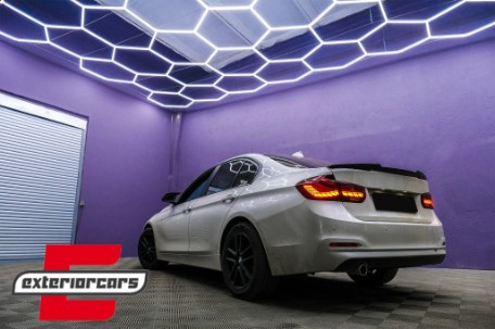 OLED stražnja svjetla SEQ žmigavci (crvena) / BMW serije 3 F30 F35 F80 (2011-2019), LDBMK9