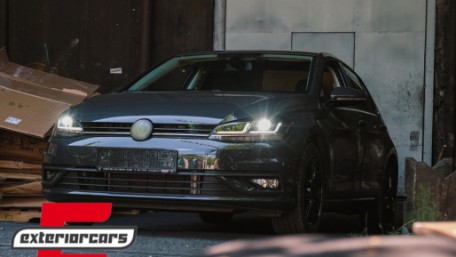 OSRAM Full LED prednja svjetla LEDriving SEQ žmigavci GTI look / VW Golf 7.5 Facelift (2017-2020), LEDHL109-GTI