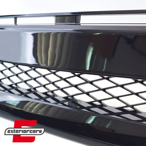 Prednja maska bez znaka (piano crna) / Honda Civic X (2016-2021), 43248