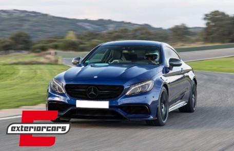 Prednja maska C63 AMG dizajn 360° (piano crna) / Mercedes C-klasa W205 S205 C205 A205 (2014-2018), GCP-205036