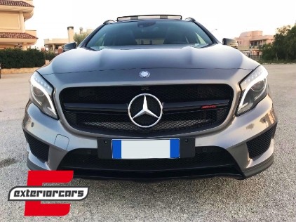 Prednja maska GLA45 AMG dizajn (piano crna) / Mercedes GLA klasa X156 (2014-2016), GCP-156031