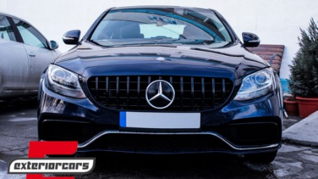 Prednja maska GT-R Panamericana dizajn (piano crna) / Mercedes C-klasa W205 S205 A205 C205 (2014-2018), 37348