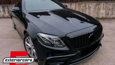 Prednja maska GT-R Panamericana dizajn (piano crna) / Mercedes E-klasa W213 S213 C238 A238 (2016-2019), 37351