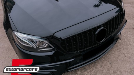 Prednja maska GT-R Panamericana dizajn (piano crna) / Mercedes E-klasa W213 S213 C238 A238 (2016-2019), 37351