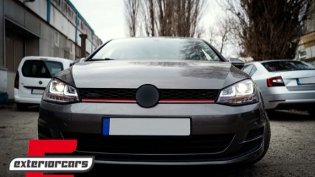 Prednja maska GTI dizajn (piano crna) / VW Golf 7 VII 5G (2013-2017), 5G0853653GME