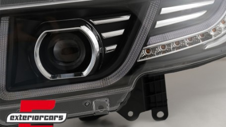 Prednja maska & LED prednji farovi Dinamički žmigavci Bi-Xenon look / Toyota FJ Cruiser XJ10 (2007-2015), HLTOFJLCXJ10
