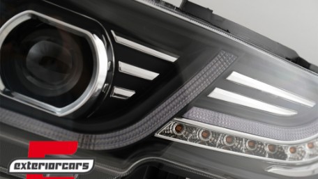 Prednja maska & LED prednji farovi Dinamički žmigavci Bi-Xenon look / Toyota FJ Cruiser XJ10 (2007-2015), HLTOFJLCXJ10