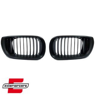 Prednja maska M-Performance dizajn (mat crna) / BMW serije 3 E46 limuzina karavan (03.2001-03.2005), GRBM16