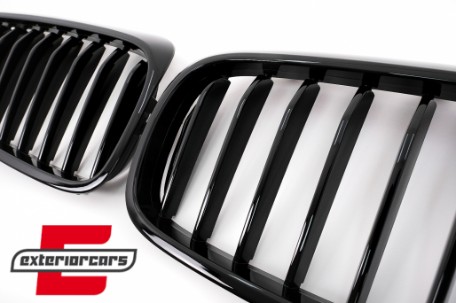 Prednja maska M-Performance dizajn (piano crna) / BMW serije 5 G30 limuzina G31 karavan (2017-06.2020), 40400