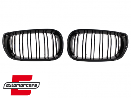 Prednja maska M3 dizajn (piano crna) / BMW serije 3 E46 Facelift (10.2001-2005), 5211090JOE