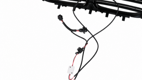 Prednja maska M4 dizajn + LED (piano crna) / BMW serije 4 G26 Gran Coupe (2021-2026), FGBMG26LD