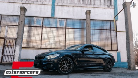 Prednja maska M4 look (piano crna) / BMW serije 4 F32 F33 F36 F82 M4 F80 M3 (2013-03.2019), 5211054JOE