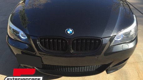 Prednja maska M5 look (piano crna) / BMW serije 5 E60 E61 (2003-2010), 5211074JOE