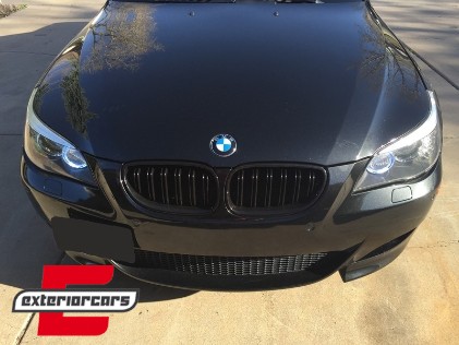 Prednja maska M5 look (piano crna) / BMW serije 5 E60 E61 (2003-2010), 5211074JOE