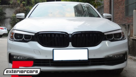 Prednja maska M5 look (piano crna) / BMW serije 5 G30 limuzina G31 karavan (2017-06.2020), 5211106JOE