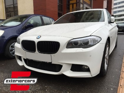 Prednja maska Performance dizajn (mat crna) / BMW serije 5 F10 F11 (2010-2017), GRBM45