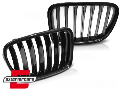 Prednja maska Performance dizajn (piano crna) / BMW X1 E84 LCI (2012-2014), GRBMB3