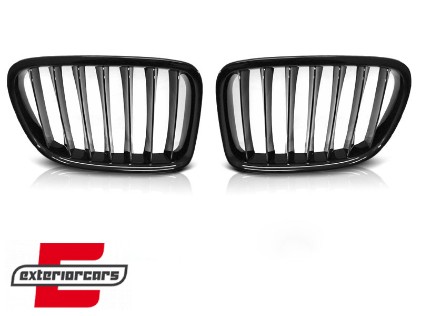 Prednja maska Performance dizajn (piano crna) / BMW X1 E84 LCI (2012-2014), GRBMB3