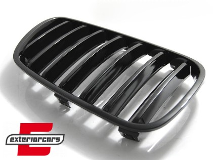 Prednja maska Performance dizajn (piano crna) / BMW X3 E83 LCI (2007-2010), GRBMB4