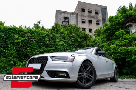 Prednja maska RS4 dizajn (piano crna) / Audi A4 S4 B8 Facelift (2012-2015), GRAU42