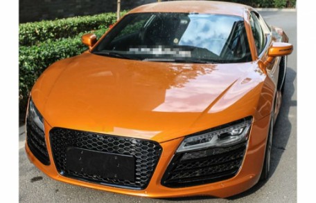 Prednja maska RS8 dizajn (piano crna/crvena) / Audi R8 Facelift (2013-2015), FGAUR84S2R