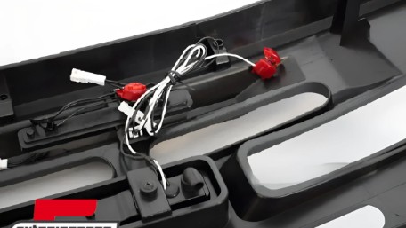 Prednja maska sa LED osvjetljenjem (mat crna) / Ford Bronco (2021-), GRFO01