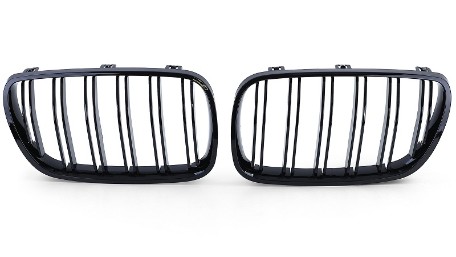 Prednja maska X3M dizajn (piano crna) / BMW X3 E83 LCI (2007-2010), 40411