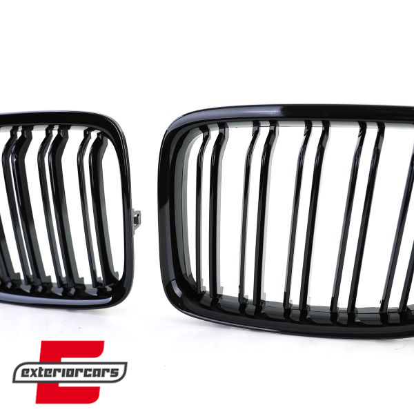 Prednja maska XM look (piano crna) / BMW X1 E84 (2009-2014), 40413