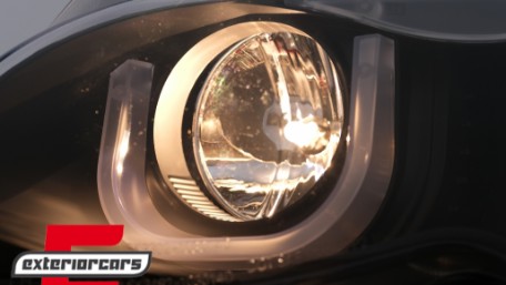 Prednja svjetla 3D Angel Eyes (crna) / BMW serije 3 E46 Facelift limuzina karavan (2001-2005), LPBM96