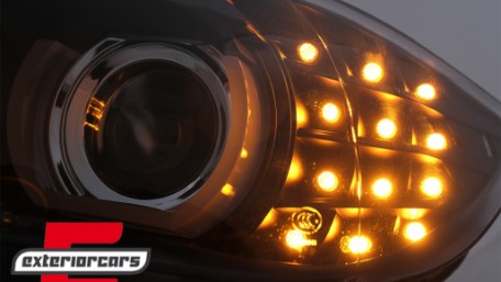 Prednja svjetla 3D Angel Eyes LED DRL Xenon (crna) / BMW serije 3 E90 E91 LCI (2008-2011), LPBML2