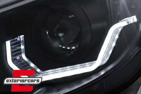 Prednja svjetla 3D Angel Eyes LED žmigavci (crna) / BMW serije 5 E60 E61 (2003-2007), LPBMK4