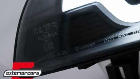 Prednja svjetla 3D Angel Eyes TubeLight DRL (crna) / BMW X5 E70 (2007-2013), LPBMG9