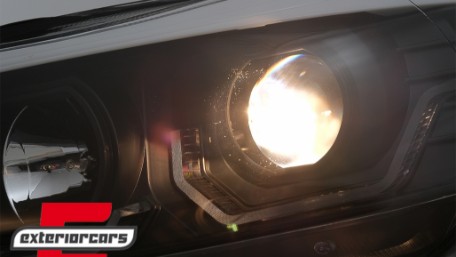 Prednja svjetla 3D LED Angel Eyes LED žmigavci (crna) / BMW serije 3 E90 limuzina E91 karavan (03.2005-08.2008), LPBMK8