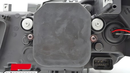 Prednja svjetla 3D LED Angel Eyes U-dizajn (chrome) / BMW serije 3 F30 F31 limuzina karavan (10.2011-05.2015), LPBMI9