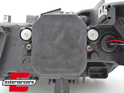 Prednja svjetla 3D LED Angel Eyes U-dizajn (chrome) / BMW serije 3 F30 F31 limuzina karavan (10.2011-05.2015), LPBMI9