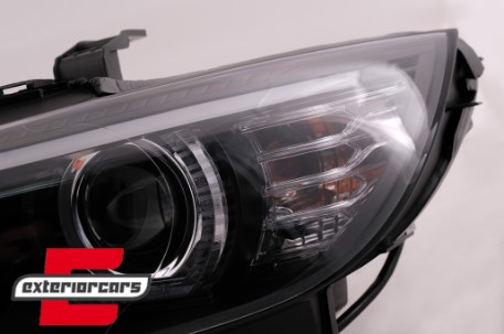 Prednja svjetla 3D LED Angel Eyes Xenon (crna) / BMW serije 3 E92 E93 (2006-2010), LPBMJ5