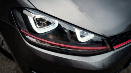 Prednja svjetla 3D LED DRL SEQ žmigavci GTI dizajn / VW Golf 7 VII (2012-2017), LPVX04