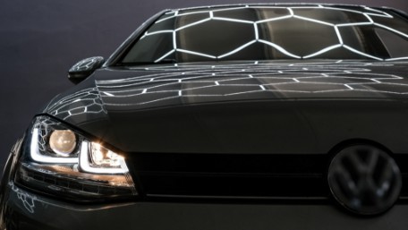 Prednja svjetla 3D LED DRL SEQ žmigavci R-line dizajn / VW Golf 7 VII (2012-2017), LPVX03