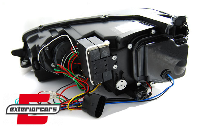 Prednja svjetla 3D LED U-dizajn (crna/crna lajsna) / Volkswagen Golf VII (2012-2017), LPVWM3