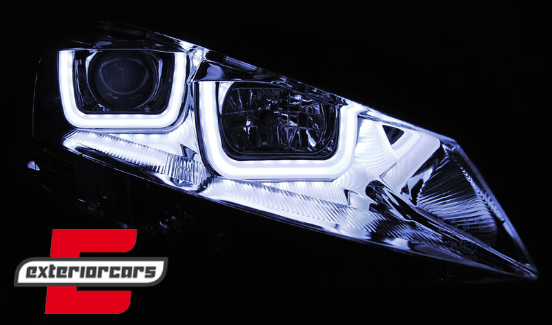 Prednja svjetla 3D LED U-dizajn (crna/crvena lajsna) / Volkswagen Golf VII (2012-2017), LPVWM2