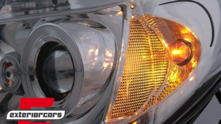 Prednja svjetla Angel Eyes (chrome) / Toyota Hilux (2005-2011), LPTO07