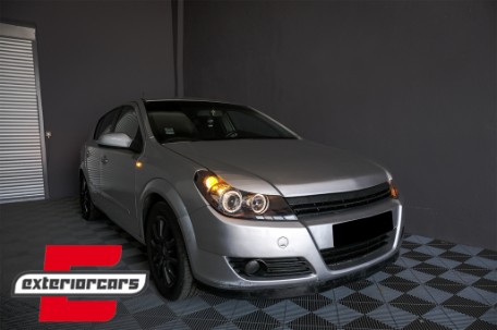 Prednja svjetla Angel Eyes (crna) / Opel Astra H (2004-2010), LPOP72