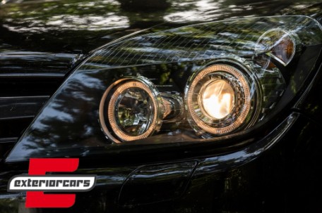 Prednja svjetla Angel Eyes (crna) / Opel Astra H (2004-2010), LPOP72