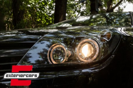 Prednja svjetla Angel Eyes (crna) / Opel Astra H (2004-2010), LPOP72