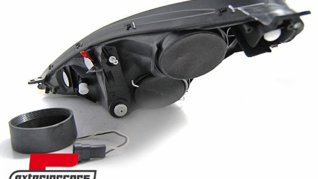 Prednja svjetla Angel Eyes (crna) / Toyota Celica T230 (1999-2005), LPTO36