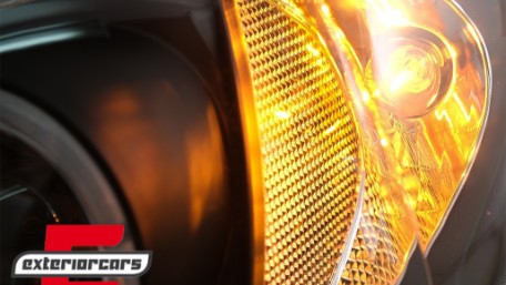 Prednja svjetla Angel Eyes (crna) / Toyota Hilux (2005-2011), LPTO08