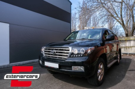 Prednja svjetla Angel Eyes (crna) / Toyota Land Cruiser FJ200 (2007-2012), LPTO33