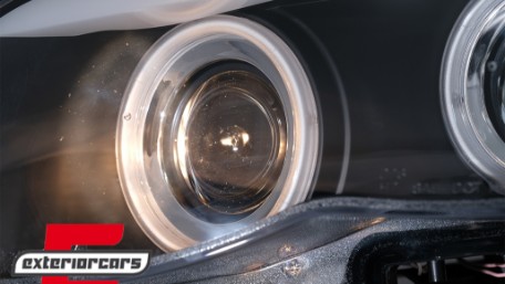 Prednja svjetla CCFL Angel Eyes Xenon (crna) / BMW X5 E53 LCI (2003-2006), LPBMD1