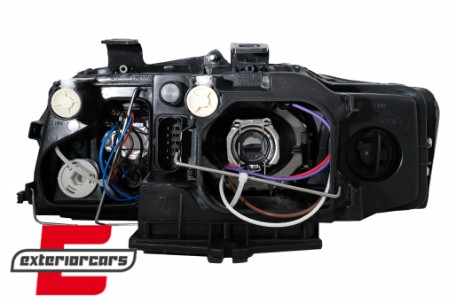 Prednja svjetla (crna) / Audi A4 B6 (2000-2004), LPAU55